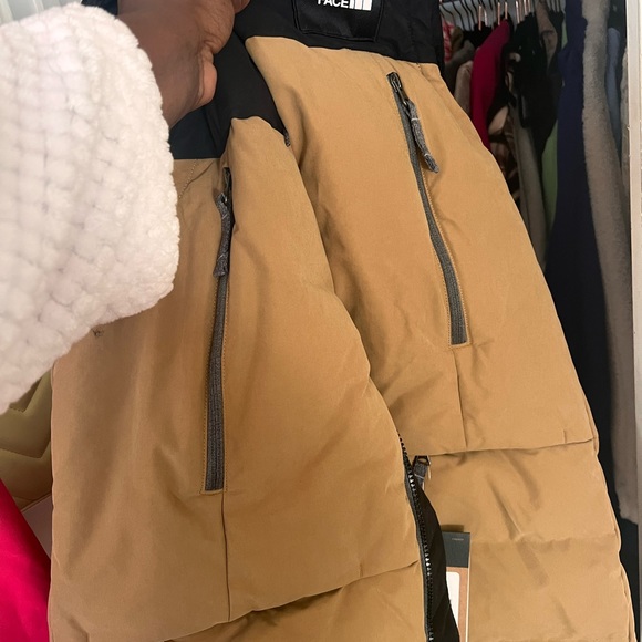 The North Face Pallie Down Vest Sz Medium - Picture 3 of 4